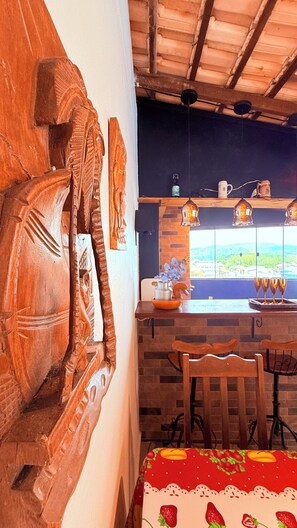 Dining - House with pool, party lighting 5 minutes from Beto Carrero and 5 minutes walk to the beach (Gravatá Penha)