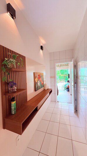 Interior - House with pool, party lighting 5 minutes from Beto Carrero and 5 minutes walk to the beach (Gravatá Penha)