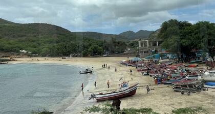 Techas Charming Near Beach 3 bedroom Apt