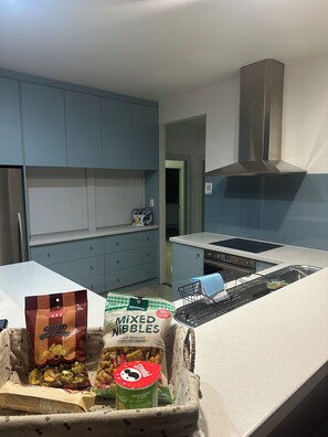 Microwave, oven, stovetop, dishwasher