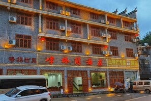 Ngoại thất