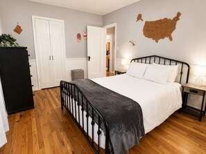 2 Schlafzimmer, Bügeleisen/Bügelbrett, kostenloses WLAN, Bettwäsche