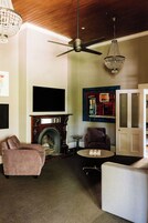 House, 3 Bedrooms | Living area