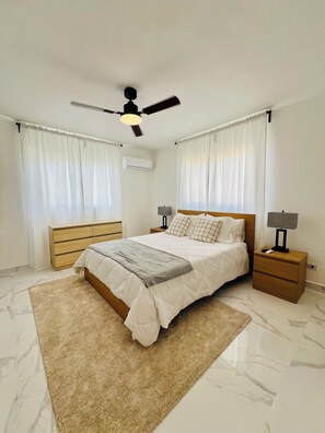 3 bedrooms, iron/ironing board, internet, bed sheets - 3 bedrooms close to downtown, in punta cana, free wifi (Punta Cana)