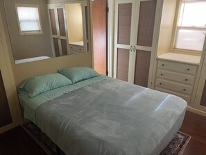 2 bedrooms, free WiFi, bed sheets, wheelchair access
