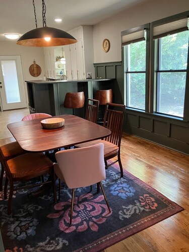 2-bedroom house in Stephenville—walk to downtown and 2 minutes from TSU campus