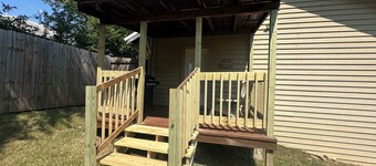 2-bedroom house in Stephenville—walk to downtown and 2 minutes from TSU campus