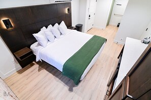 1 bedroom, free WiFi, bed sheets - Suites at Lava Hot Springs: Suite #4 Bridges (Lava Hot Springs)