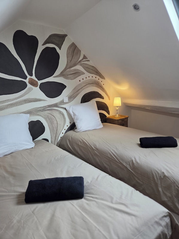 3 bedrooms, WiFi, bed sheets