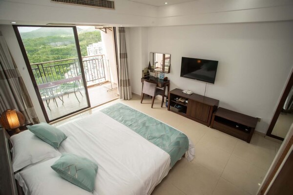 Sanya Xintai Ocean View Hotel - Sanya