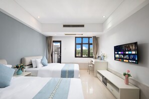 Standard tvåbäddsrum - utsikt mot staden | Utsikt från rummet