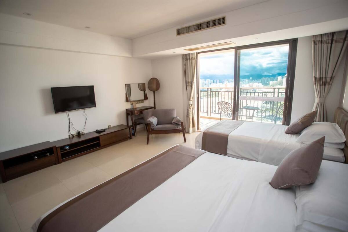 Family Room, Balcony, Garden View