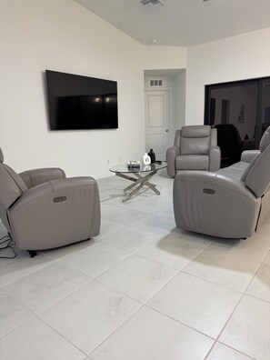 Interior - Family Home (Cape Coral)