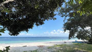 ํด๋ณ์ ์์น, ๋ฐฑ์ฌ์ฅ