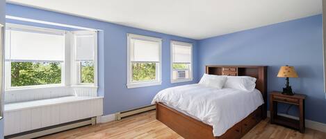 6 chambres, fer et planche à repasser, Wi-Fi, draps fournis