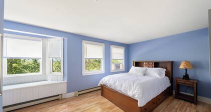 70 Private Acres+Sleeps 12+Fire Pit+Pet Friendly