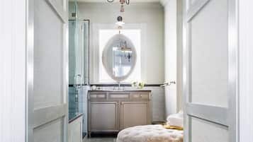 Hair dryer, towels