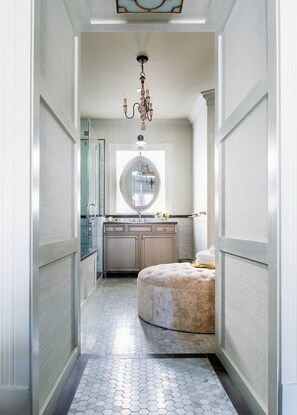 مجففات شعر، مناشف