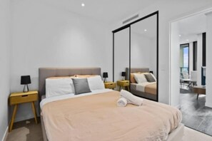 2 bedrooms, iron/ironing board, travel cot, WiFi