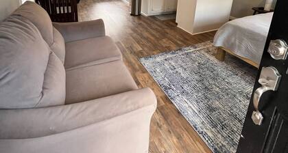 Casa Hornitos/Beautiful Cottage 8 min from lake