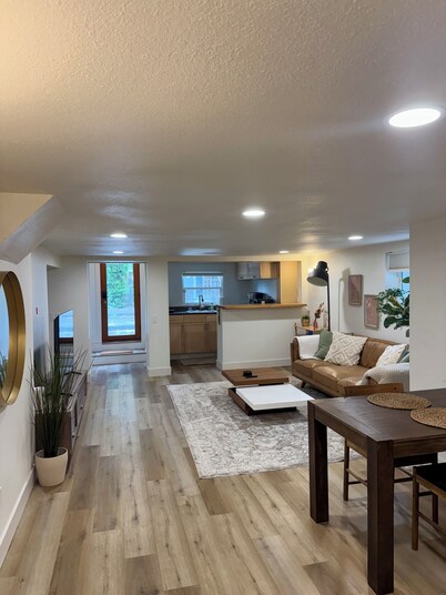 Near Water Boho Basement – Private Entry, New Bath