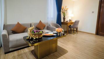 Premium bedding, minibar, in-room safe, blackout curtains