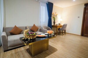 Ropa de cama de alta calidad y minibar 