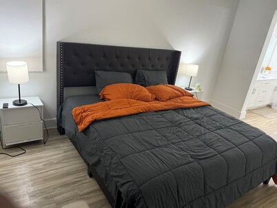 This is a two bed and two bath. Spacious Master Suite Near Hard Rock & Sawgrass.