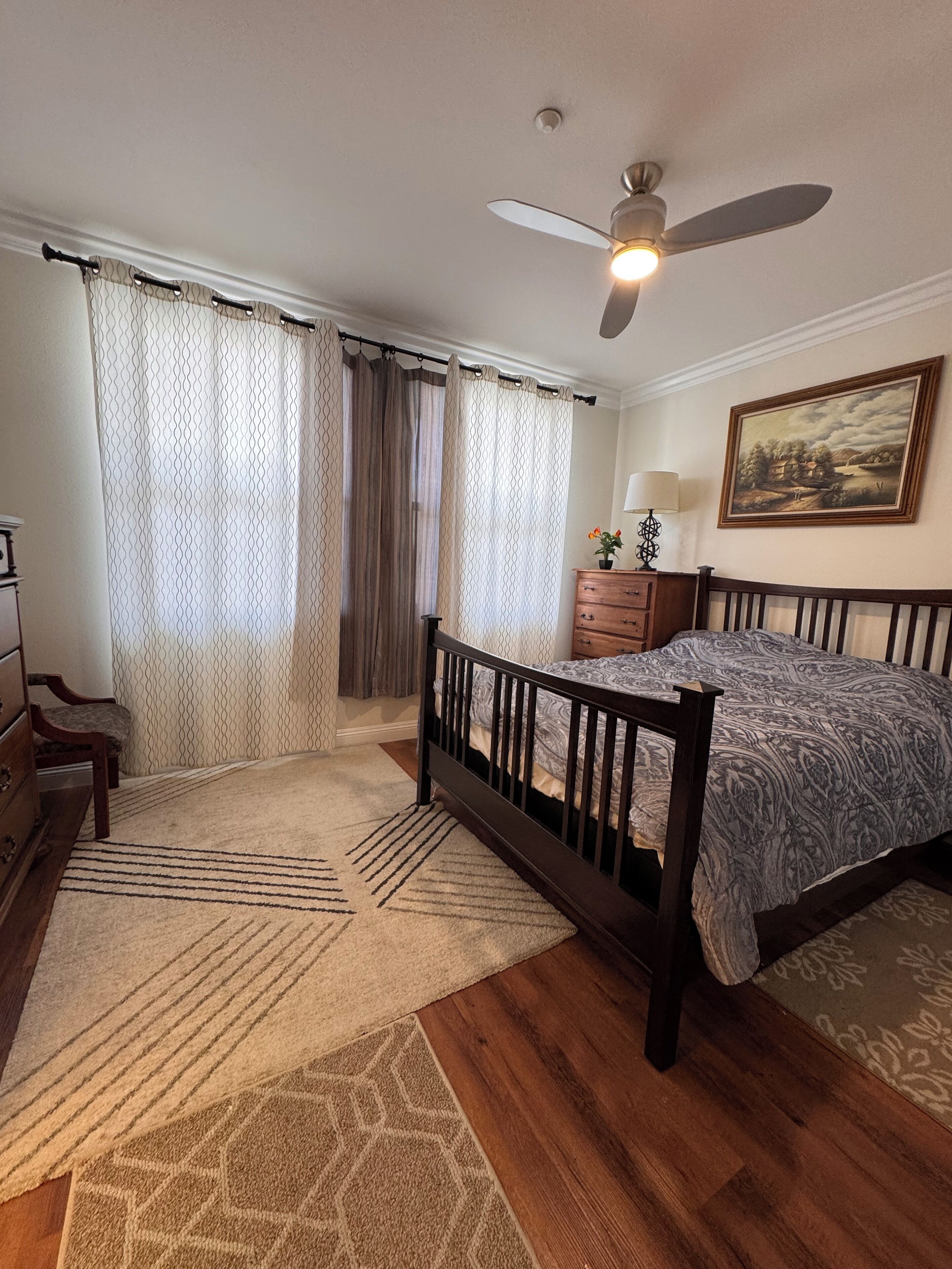 1 soverom, strykejern/-brett, wi-fi og sengetøy