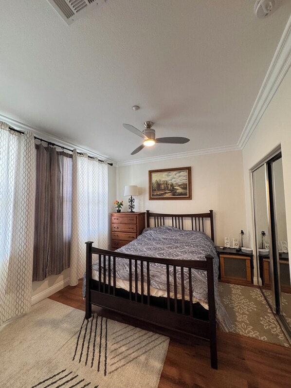 1 chambre, fer et planche à repasser, Wi-Fi, draps fournis