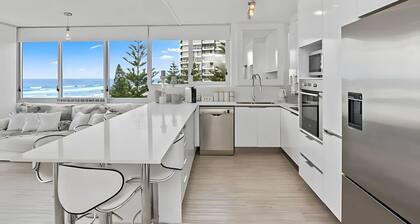 Oceanview Apartment Steps from Main Beach