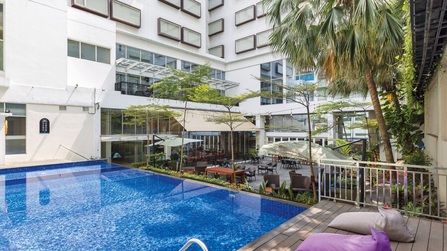 Artotel Harmoni Jakarta
