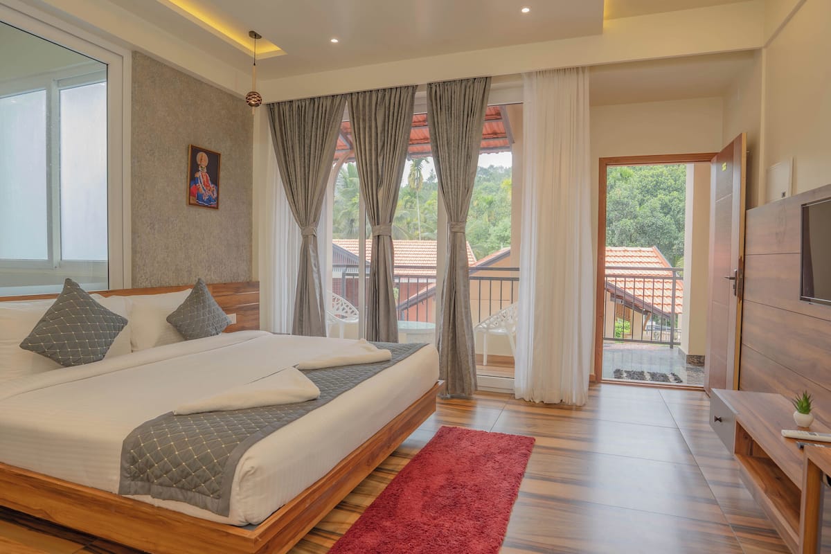 Honeymoon Double Room, Garden View