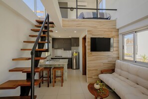 Comfort House, 1 Queen Bed with Sofa bed, Balcony | Private kitchen | Fridge, microwave, coffee/tea maker, electric kettle - Gran Pacifica Beach and Golf Resort (Villa El Carmen)
