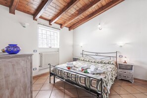Apartamento familiar, 1 habitación, microondas (Casa Rolè, Lake Maggiore Patio House) | 1 dormitorio