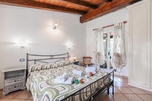 Apartamento familiar, 1 habitación, microondas (Casa Rolè, Lake Maggiore Patio House) | 1 dormitorio