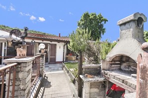 อพาร์ทเมนท์สำหรับครอบครัว, 1 ห  ้องนอน, ไมโครเวฟ (Casa Rolè, Lake Maggiore Patio House) | บริเวณที่พัก