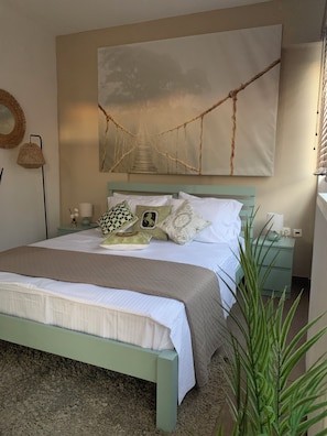 1 chambre, fer et planche à repasser, Wi-Fi, draps fournis