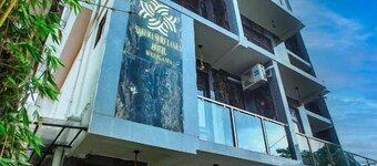 Sakura Surf Lanka Hotel & Restaurant 