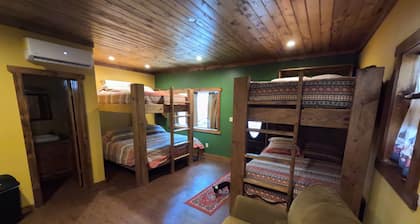 Harper's Hideaway, #5 Exclusive Private Riverfront @Vacation Frio River