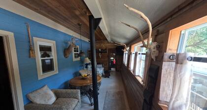 Harper's Hideaway, Exclusive Private Riverfront @Vacation Frio River - Room #5