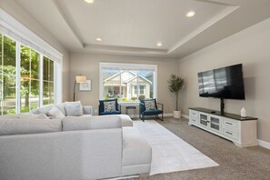 Smart TV, offices