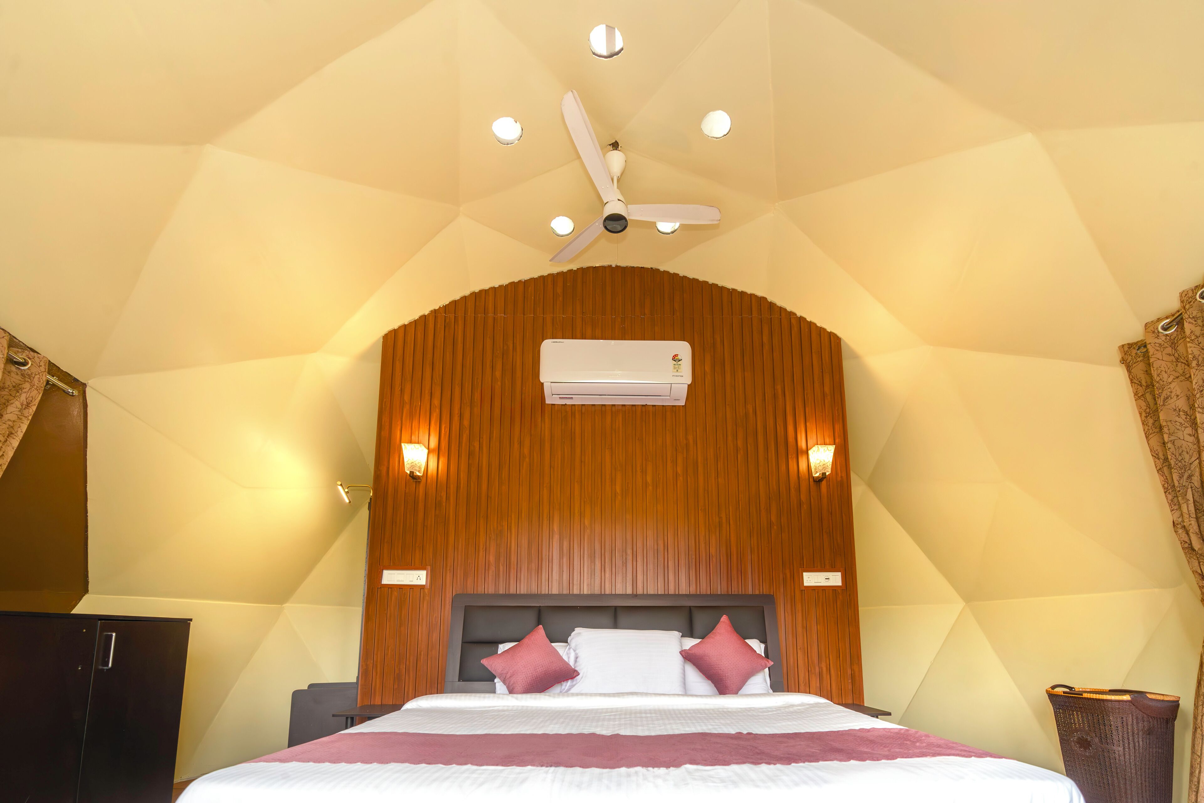 Häämatkamökki | Silitysrauta/-lauta