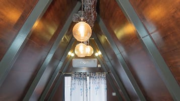 Exclusive Studio, Air conditioning, Resort View | Iron/ironing board, bed sheets