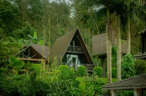 Studio – exclusive, aircondition, resort-utsikt | Strykejern/-brett og sengetøy