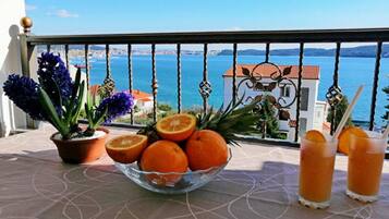 Apartment (Two Bedroom Apartment with Balcony) | Balcony