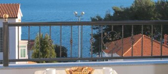 Apartment Libe With Sea View Trogir