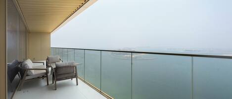 Deluxe-Apartment, Meerblick | Balkon