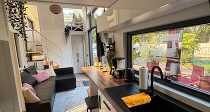 Tiny House Queen Dream avec terrasse privée, jardin privé et Wi-Fi