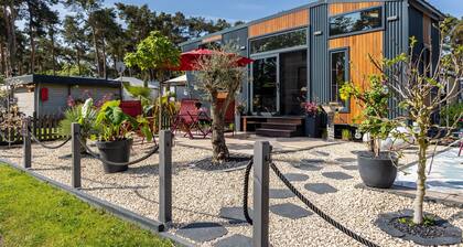 Tiny House Queen Dream with Private Terrace, Private Garden and Wi-Fi
